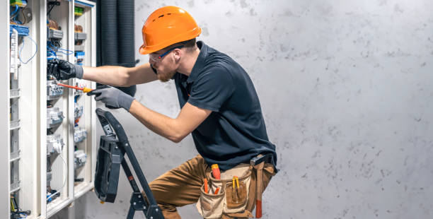 Best Best Electricians Near Me  in Osceola, IA